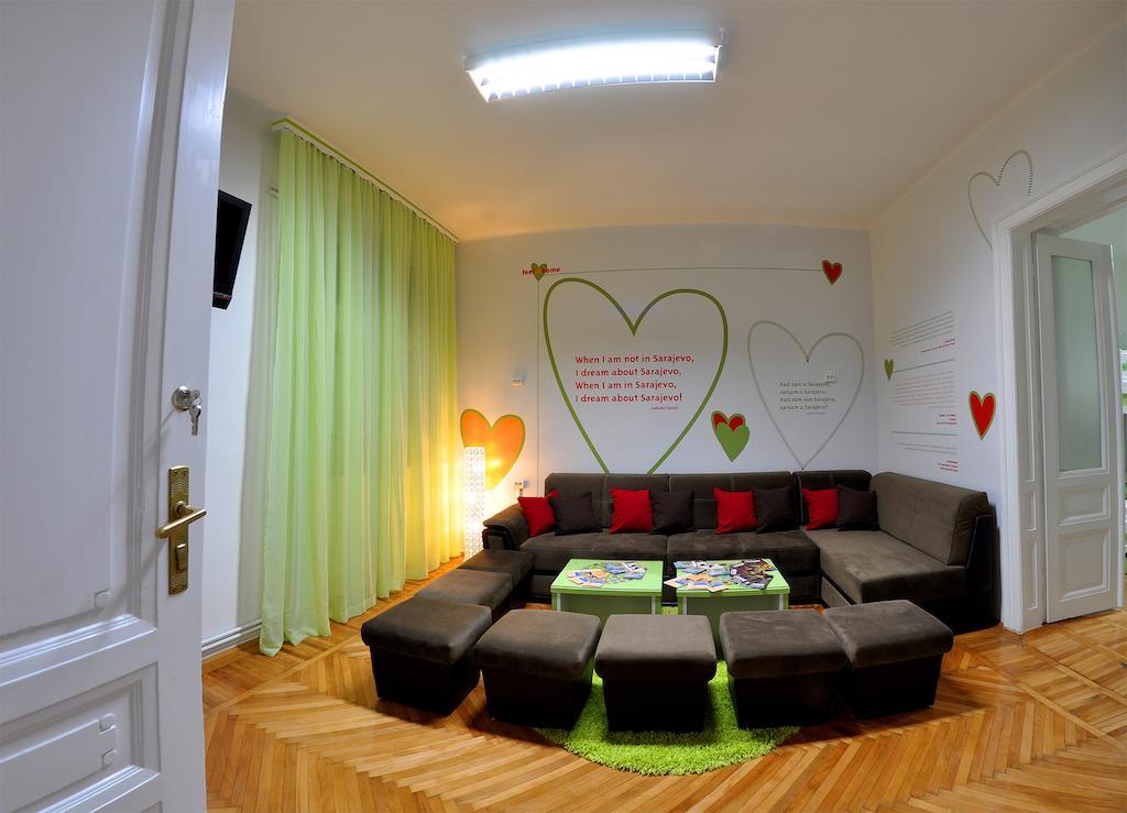 Hostel For Me Sarajevo Exterior photo